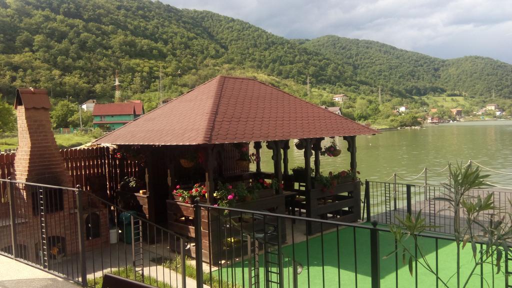 Vila Golful Dunarii Dubova Εξωτερικό φωτογραφία